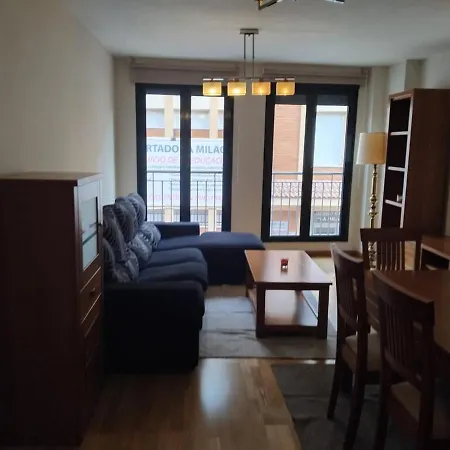 4 Personas Con Garaje Daire *